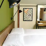 Seven Town House Boutique 3*