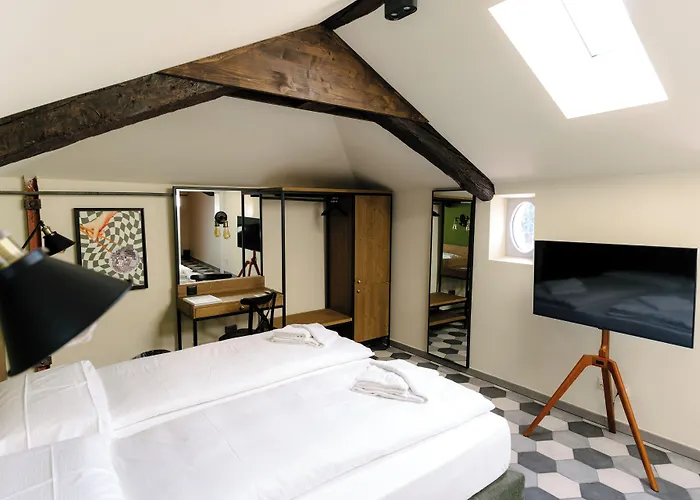 호텔 Seven Town House Boutique 로카르노