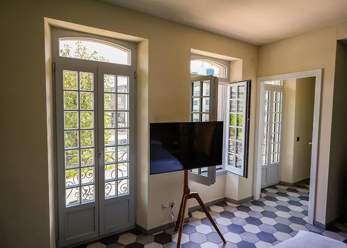 Seven Town House Boutique