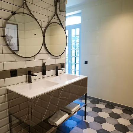 Seven Town House Boutique Hotel 3*